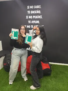 Désirée García Trujillo — alumna apta autoescuela Murcia